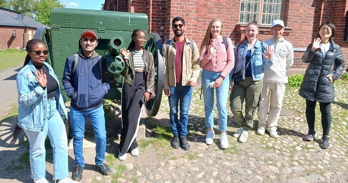 arrival in Suomenlinna